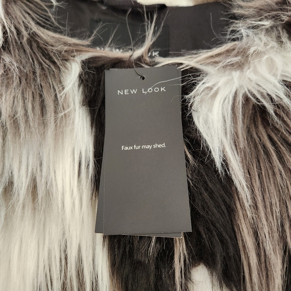 NEW LOOK FAUX FUR COAT SIZE S - Picture 13 of 14